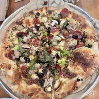 Pieology Pizzeria, Delta Shores Sacramento - Build Your Own - Pizza Near Me - Sacramento, California Pieology Pizzeria, Delta Shores Sacramento - Build Your Own - Pizza Near Me - Sacramento, California