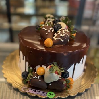 Art's Bakery & Cafe - MRB Chocolate Cake - Bakeries Near Me - Glendale, California Art's Bakery & Cafe - MRB Chocolate Cake - Bakeries Near Me - Glendale, California