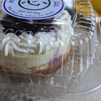 Kawaii Kokoro - Blueberry Cheesecake - Patisserie/Cake Shop Near Me - Lihue, Hawaii Kawaii Kokoro - Blueberry Cheesecake - Patisserie/Cake Shop Near Me - Lihue, Hawaii
