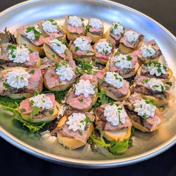 Spirits Bar & Grill - Tri-Tip on Crostini with Horseradish White Cheddar - Seafood Near Me - Port Hadlock, Washington