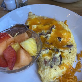 Black Walnut - Bacon omelet - New American Near Me - Houston, Texas