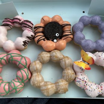 Bober Tea & Coffee - Strawberry Sakura, Pumpkin Spider, Taro, Poison Apple, Caramel Macchiato, and Garden mochi donuts!! - Coffee & Tea Near Me - Longmont, Colorado Bober Tea & Coffee - Strawberry Sakura, Pumpkin Spider, Taro, Poison Apple, Caramel Macchiato, and Garden mochi donuts!! - Coffee & Tea Near Me - Longmont, Colorado