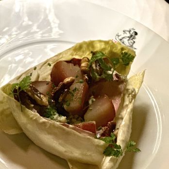 L'Escargot - Endives and pears  Salad - French Near Me - London, XGL