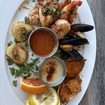 Schooners Monterey - Seafood Near Me - Monterey, California Schooners Monterey - Seafood Near Me - Monterey, California