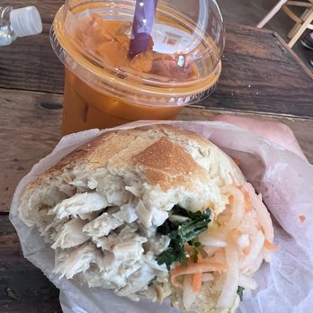 Hanco's - Shredded Chicken Sandwich Thai Bubble Tea - Vietnamese Near Me - Brooklyn, New York