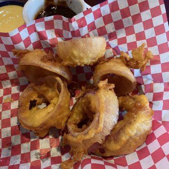 Bigfoot Steakhouse - Onion rings burnt after I returned it. The 2nd round came out worst. - Seafood Near Me - Willow Creek, California