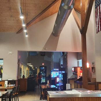 Someburger - Dining - Sports Bars Near Me - Mont Belvieu, Texas