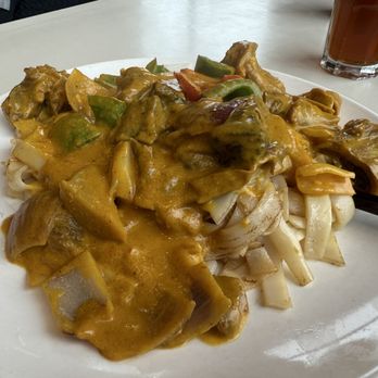 Leisure Cafe - Curry chow fun - Cantonese Near Me - San Leandro, California