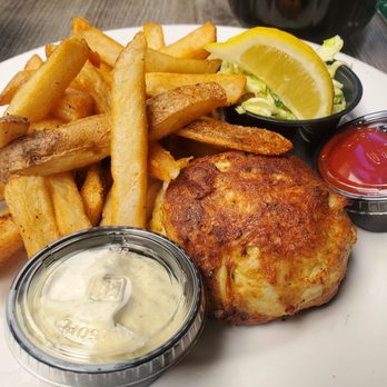 Nicks Fish House - Crab cake platter with fries and coleslaw - Seafood Near Me - Baltimore, Maryland