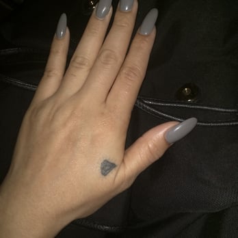 Waipio Nails - Don't get why I was charged 5$ extra for this "length" - Nail Salons Near Me - Waipahu, Hawaii