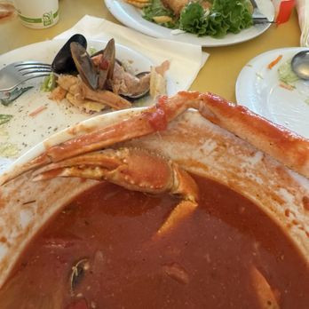 Phil's Fish Market & Eatery - NOT DUNGENESS CRAB....sad. - Seafood Near Me - Castroville, California Phil's Fish Market & Eatery - NOT DUNGENESS CRAB....sad. - Seafood Near Me - Castroville, California