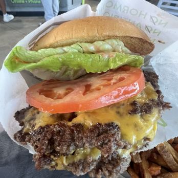 BurgerFi - Burgers Near Me - Dania Beach, Florida