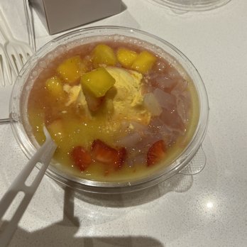 Mango Mango Dessert - Mango ice dessert - Desserts Near Me - Aiea, Hawaii