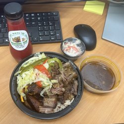 Sentie's Kitchen - To go order: Oxtail Bowl (picked deboned & sauce on the side) gotta ask for a little pikliz on the side.