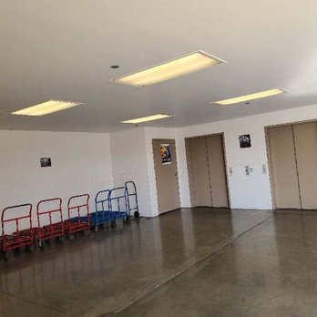 StorQuest Self Storage - Self Storage Near Me - Torrance, California
