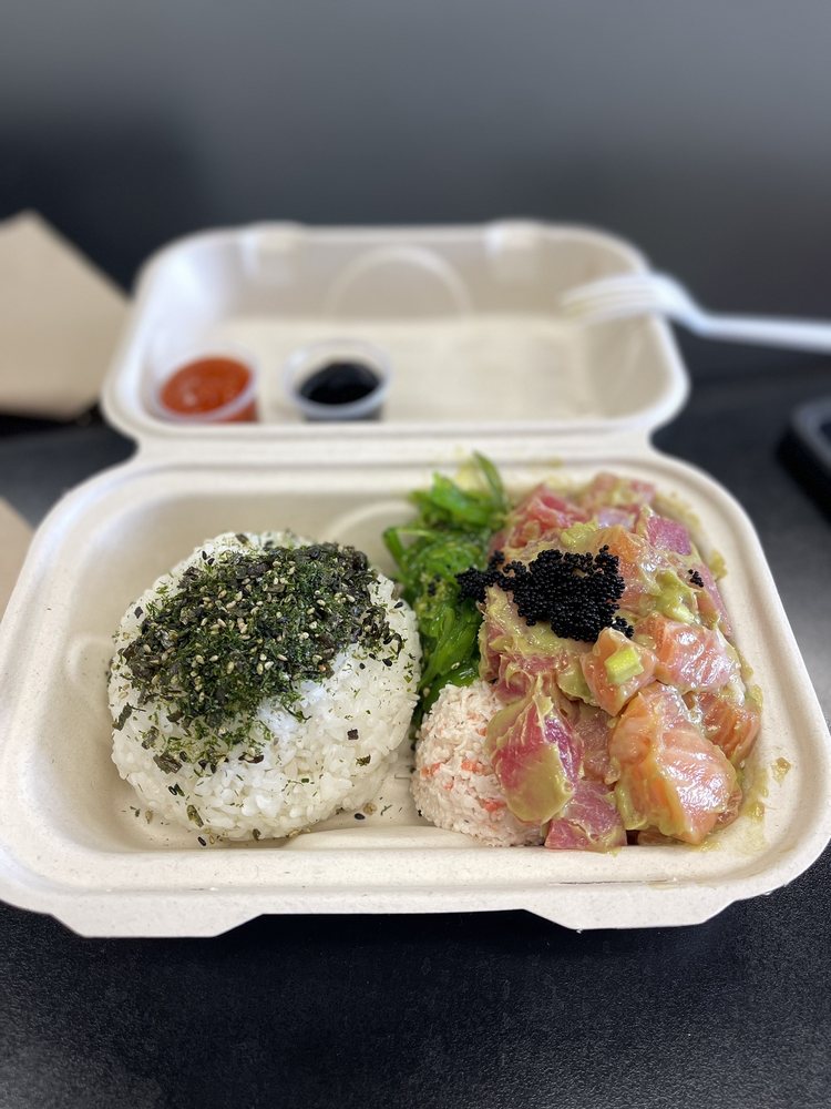 Poke District