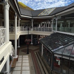 Blackrock Shopping Centre - Indoor / Outdoor Shopping Centre