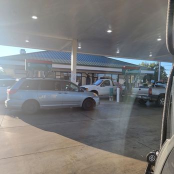 Feather Falls Mini Mart - Gas station - Grocery Near Me - Oroville, California