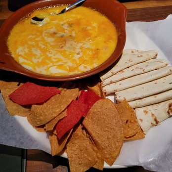 Yard House - Chips and queso - New American Near Me - Seattle, Washington Yard House - Chips and queso - New American Near Me - Seattle, Washington