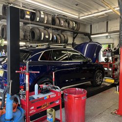 Apple Tire & Auto Service