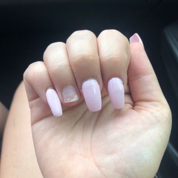 La Luxe Nails - 4th day in to a brand new full set. - Nail Salons Near Me - Albuquerque, New Mexico