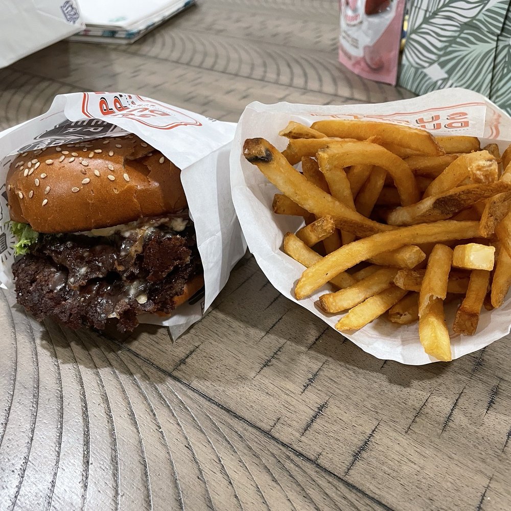 Super Duper Burgers - SUPER BURGER - Burgers Near Me - Concord, California