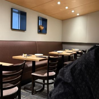 BB's - Interior photo - New American Near Me - Jacksonville, Florida