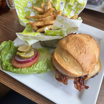 Ace's Place Restaurant - Burger with Cajun fries - Desserts Near Me - Monroe, Utah Ace's Place Restaurant - Burger with Cajun fries - Desserts Near Me - Monroe, Utah