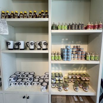 Island Vintage Coffee - Coffee & Tea Near Me - Lahaina, Hawaii