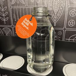 Each floor offers filtered water and water bottles instead of plastic water bottles. Each floor offers filtered water and water bottles instead of plastic water bottles.
