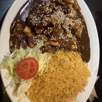 Fuentes Restaurant & Cantina - Chicken mole - Mexican Near Me - Minden, Nevada Fuentes Restaurant & Cantina - Chicken mole - Mexican Near Me - Minden, Nevada