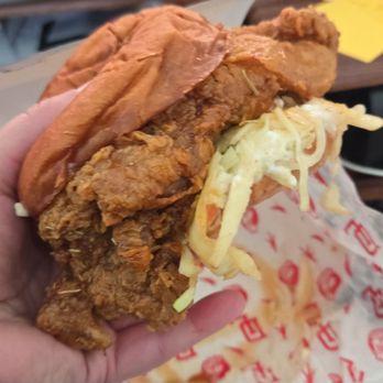 Downlow Chicken Shack - Chicken Shop Near Me - Vancouver, British Columbia