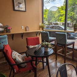 UpStream Cafe - Afternoon sunlight vibes