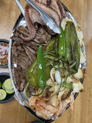 Mariscos Sinaloa by null