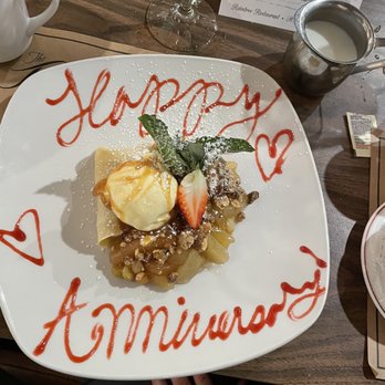 The Raintree Restaurant - Granny Smith Apple Crepe - American Near Me - Saint Augustine, Florida
