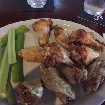 Angry Dog - Dry plain chicken wings - Bars Near Me - Dallas, Texas