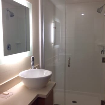 SpringHill Suites by Marriott Corpus Christi - Bathroom - Hotels Near Me - Corpus Christi, Texas SpringHill Suites by Marriott Corpus Christi - Bathroom - Hotels Near Me - Corpus Christi, Texas