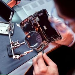 Mobile Phone Services - IPhones Repair Service