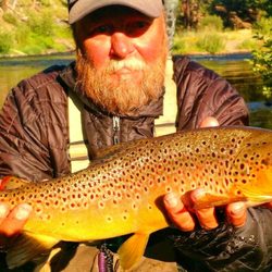 Big Fly Guide Service - The first drift of the day......