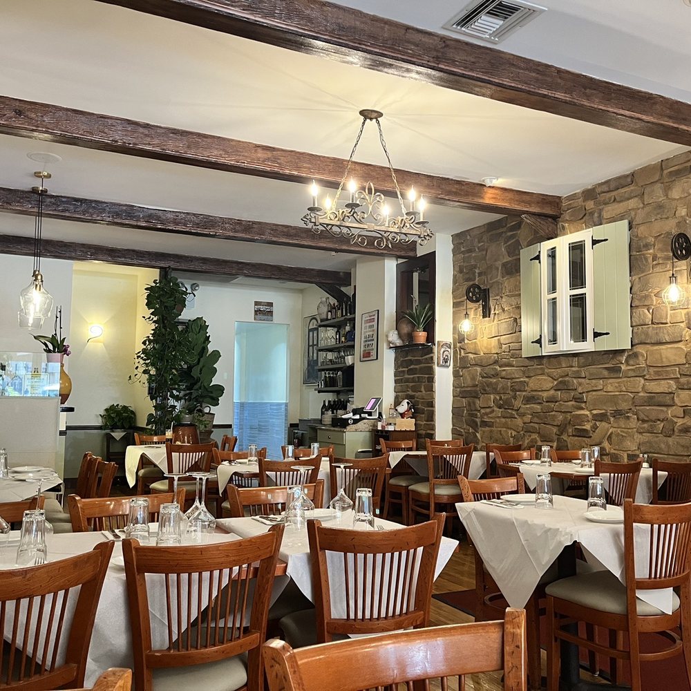 Loukoumi Taverna - Interior - Greek Near Me - Astoria, New York Loukoumi Taverna - Interior - Greek Near Me - Astoria, New York