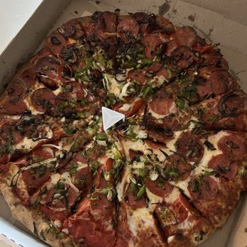 Papa Joe's Pizza - Large pepperoni with white onion and green bell peppers - Pizza Near Me - Napa, California Papa Joe's Pizza - Large pepperoni with white onion and green bell peppers - Pizza Near Me - Napa, California