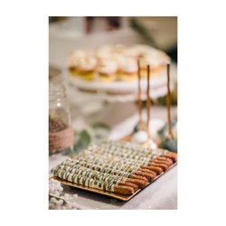 Ruj Bakes - Chocolate covered pretzels