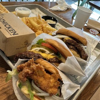 Shake Shack - Chicken and burgers - Burgers Near Me - Sugar Land, Texas Shake Shack - Chicken and burgers - Burgers Near Me - Sugar Land, Texas