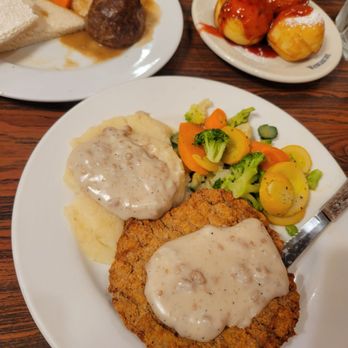 Solvang Restaurant - Country fried steak - Scandinavian Near Me - Solvang, California Solvang Restaurant - Country fried steak - Scandinavian Near Me - Solvang, California