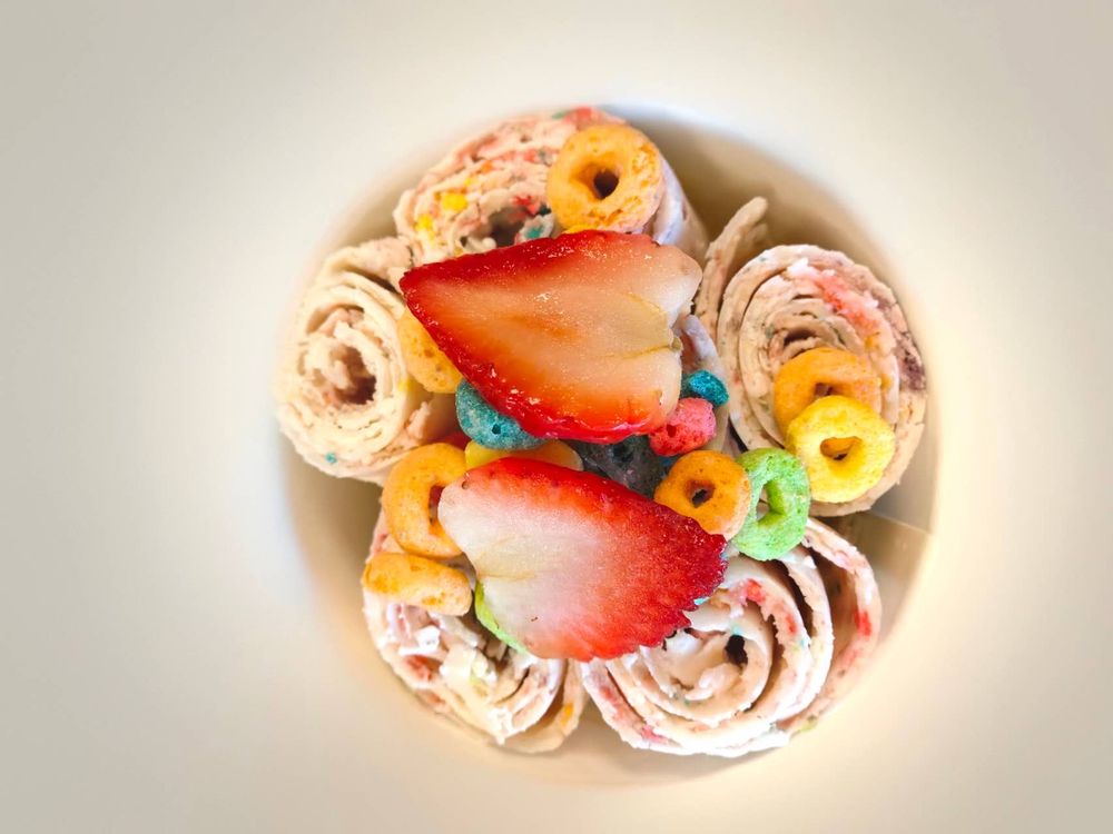 Dragon Wok & Roll Ice Cream Logo