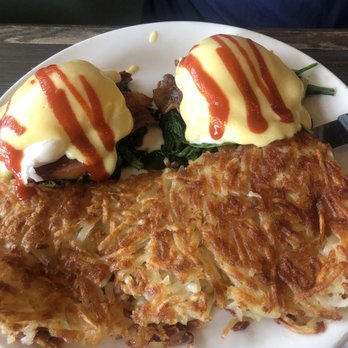 Broken Yolk Cafe - Golden State Benedict - Breakfast & Brunch Near Me - Del Mar, California Broken Yolk Cafe - Golden State Benedict - Breakfast & Brunch Near Me - Del Mar, California