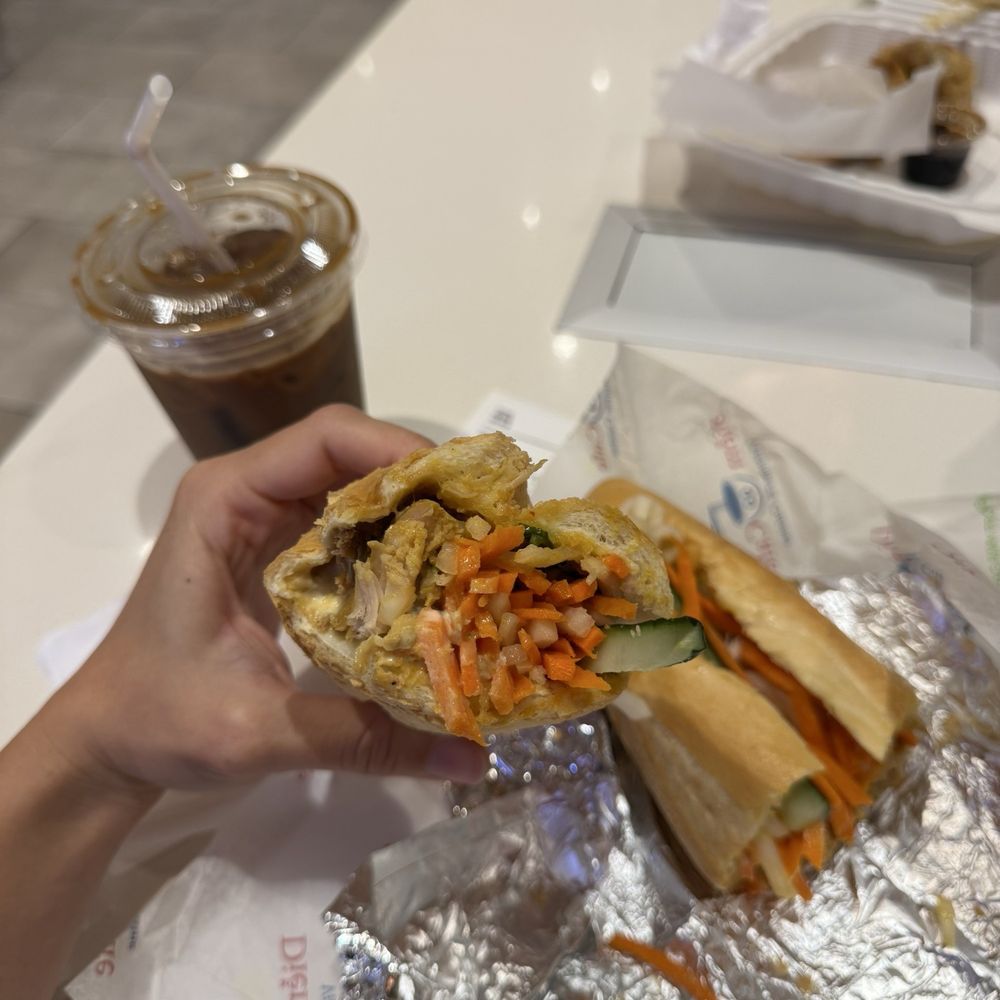 Diem 99 Cafe - Lemon grass bahn mi combo 2 - Vietnamese Near Me - Aiea, Hawaii Diem 99 Cafe - Lemon grass bahn mi combo 2 - Vietnamese Near Me - Aiea, Hawaii