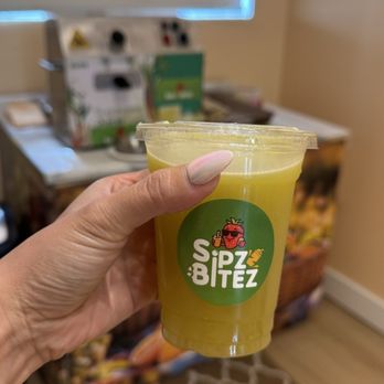 Sipz N Bitez - Juice Bars & Smoothies Near Me - Delta, British Columbia Sipz N Bitez - Juice Bars & Smoothies Near Me - Delta, British Columbia