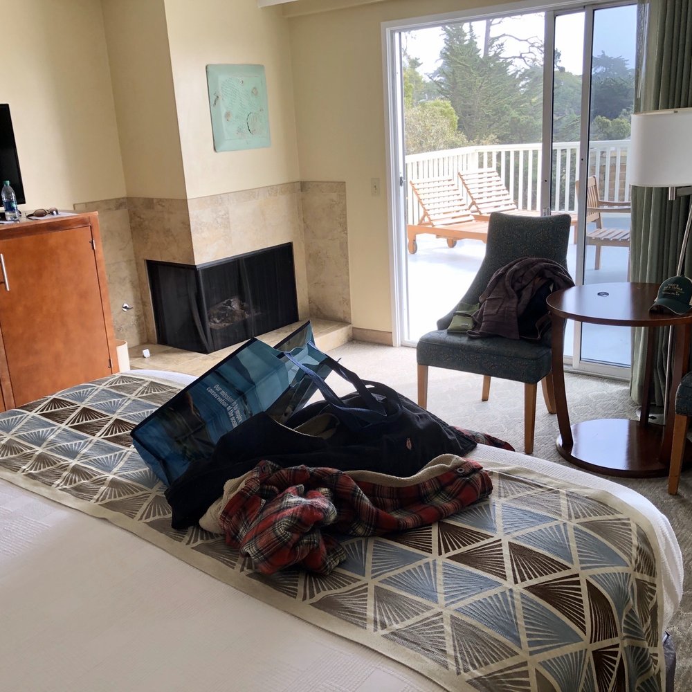 Carmel Bay View Inn - King size bed single room with patio. - Hotels Near Me - Carmel, California Carmel Bay View Inn - King size bed single room with patio. - Hotels Near Me - Carmel, California