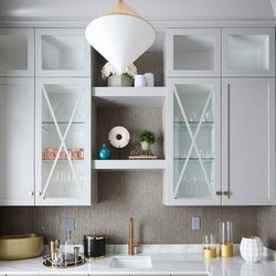 Bender - Butler's Pantry-Bar area